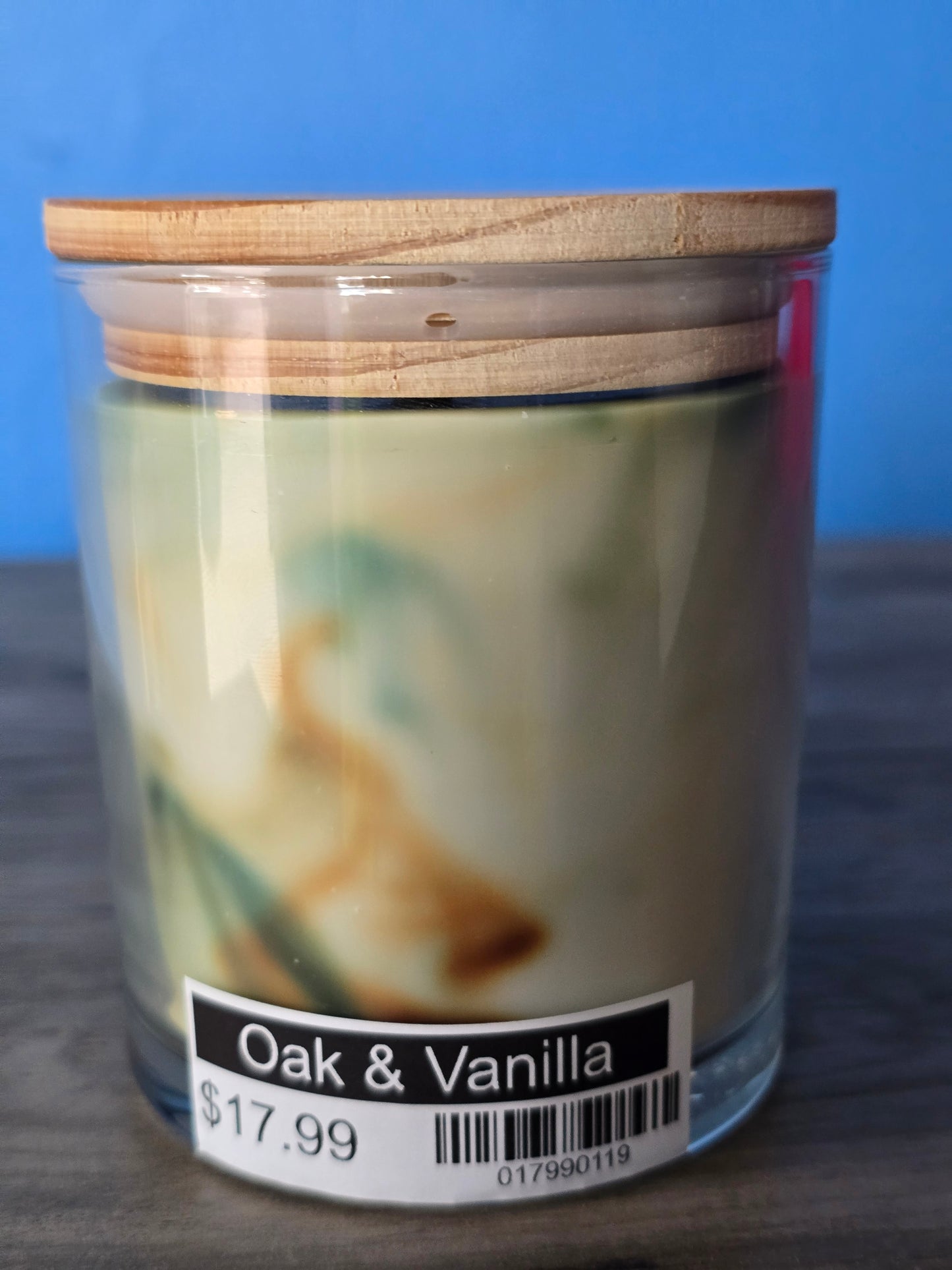 Oak & Vanilla Candle