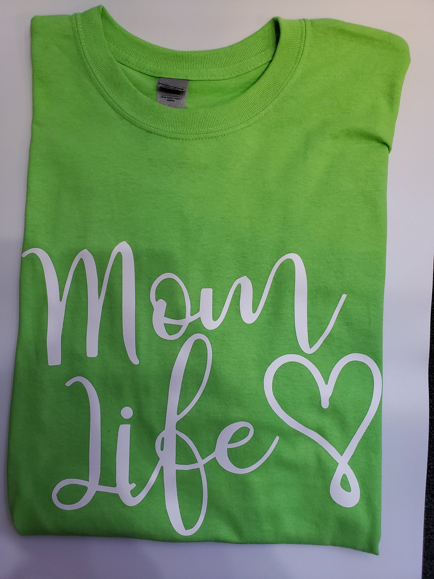 " Mom Life" Custom T-shirt
