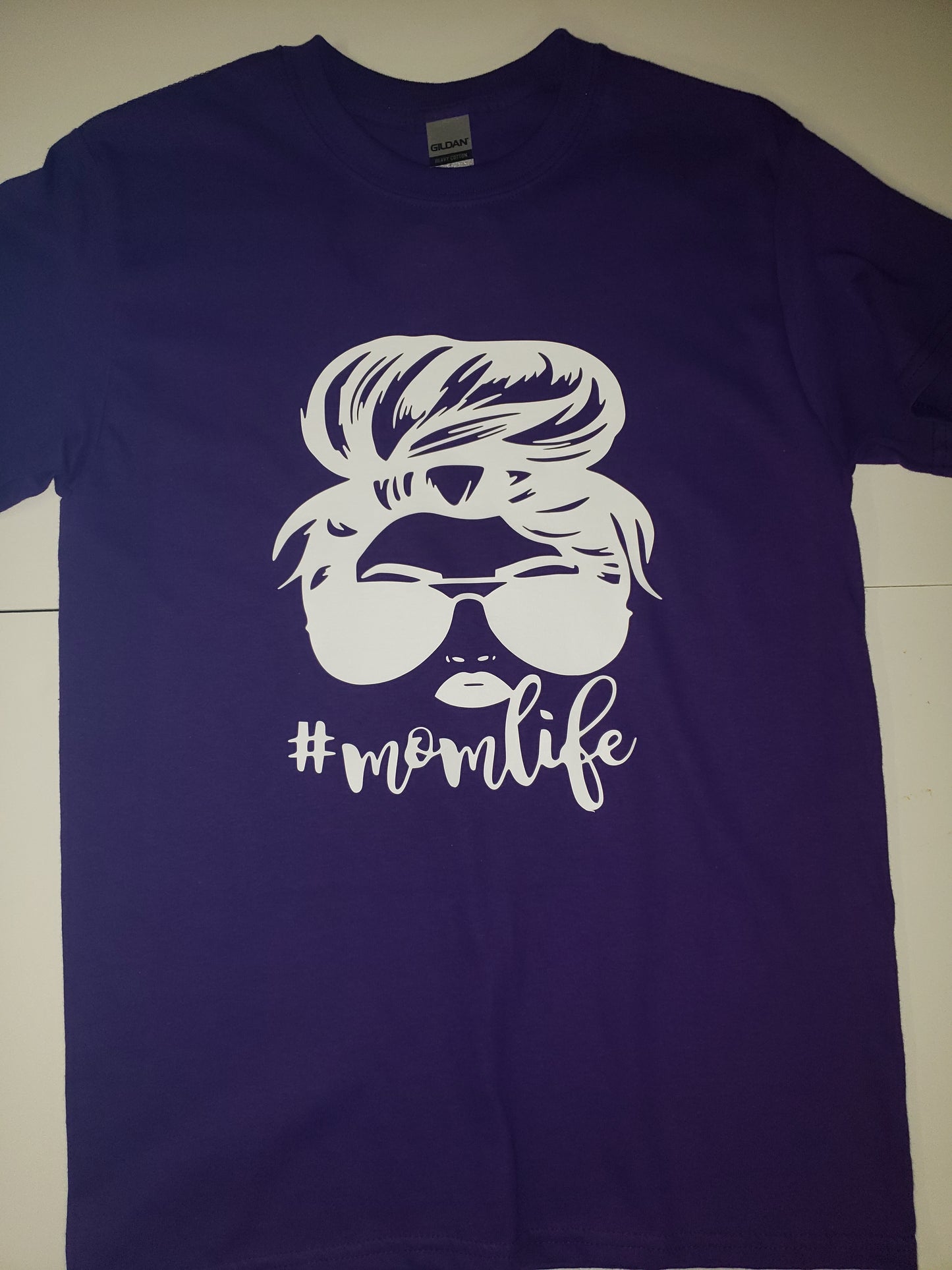 "#MomLife" Custom T-shirt